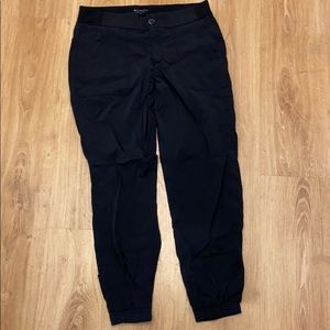 Athleta Trekkie Hike Pant